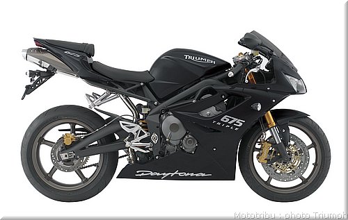016_daytona675_007.jpg