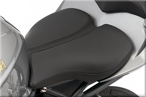 021_d675_rider_gel_seat.jpg
