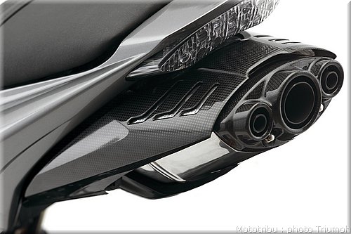 029_d675_carbon_heatshield.jpg