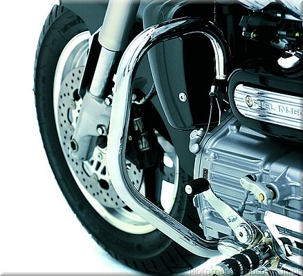 0060_rocket3_front_dresser_bars_chrome-024.jpg