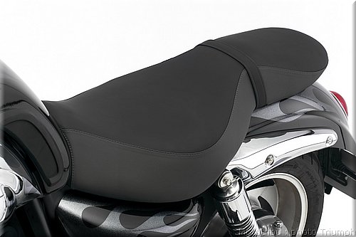 0064_rocket3_gel_touring_seat_dual-027.jpg
