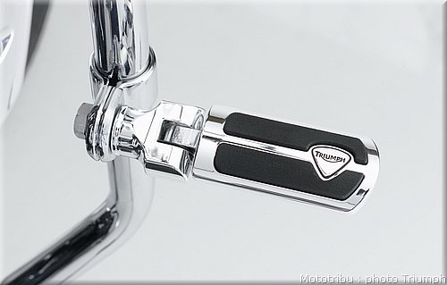 0066_rocket3_highway_peg_chrome-028.jpg
