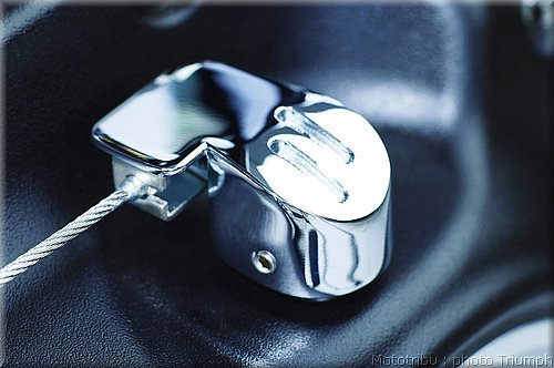 023_america_spdm_clutch lifter arm cover chrome_010.jpg