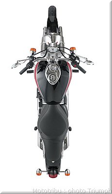 084_speedmaster_010.jpg