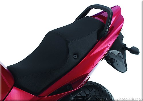 022_sprint_st_gel_seat_dual_touring.jpg