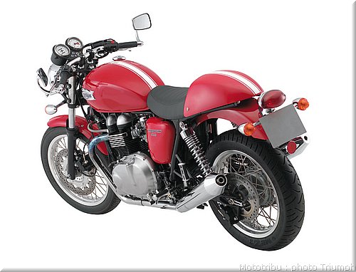 003_thruxton_003.jpg