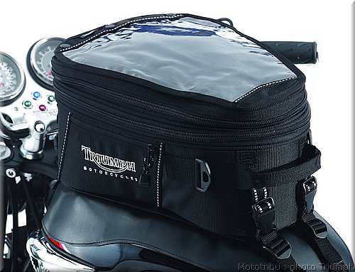 029_thruxton_tank_bag.jpg