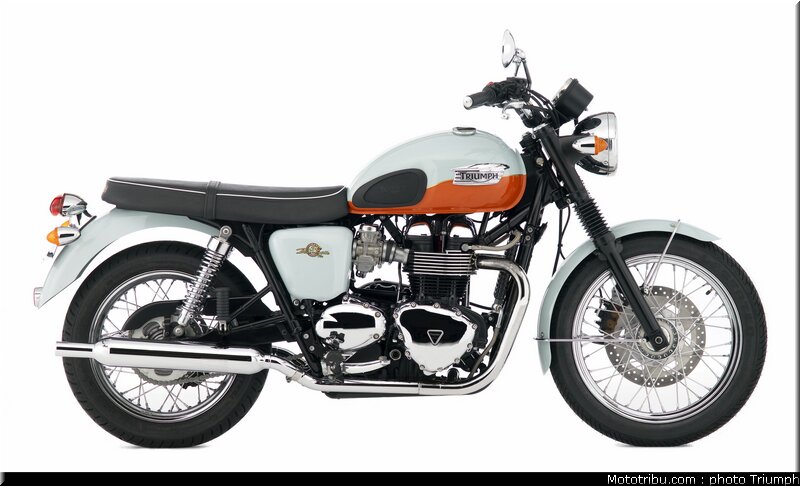 triumph_bonneville_04_2009
