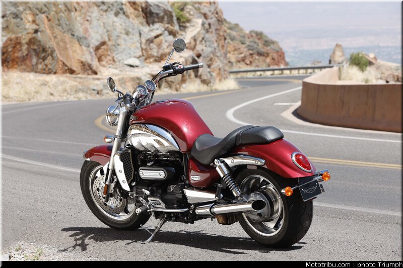 triumph_rocketIII_6_2009