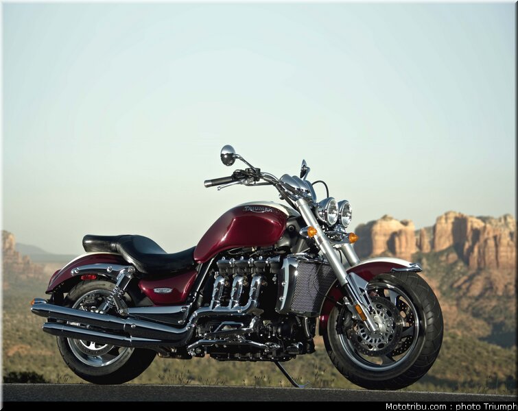 triumph_rocketIII_classic_6_2009