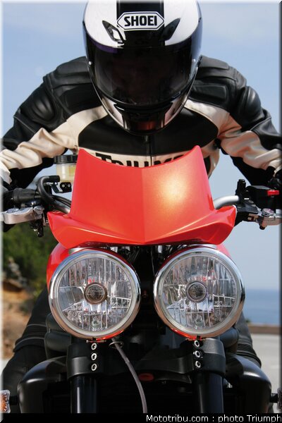 triumph_speed_triple_7_2009