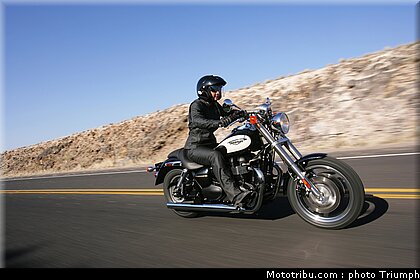 triumph_speedmaster_2_2009.jpg