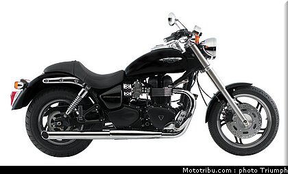 triumph_speedmaster_4_2009.jpg