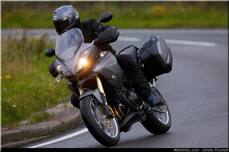 triumph_tiger_2_2009