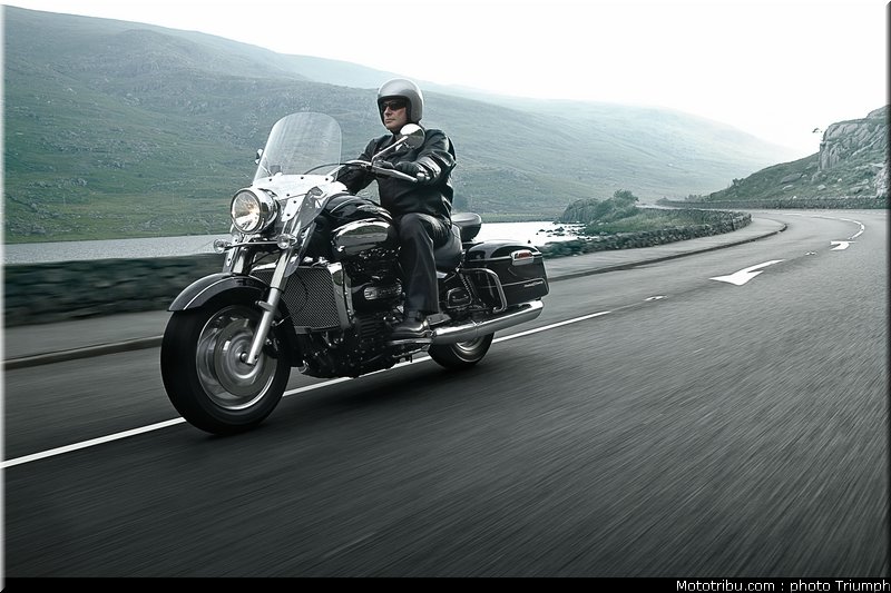 triumph_rocket_III_touring_2_2010