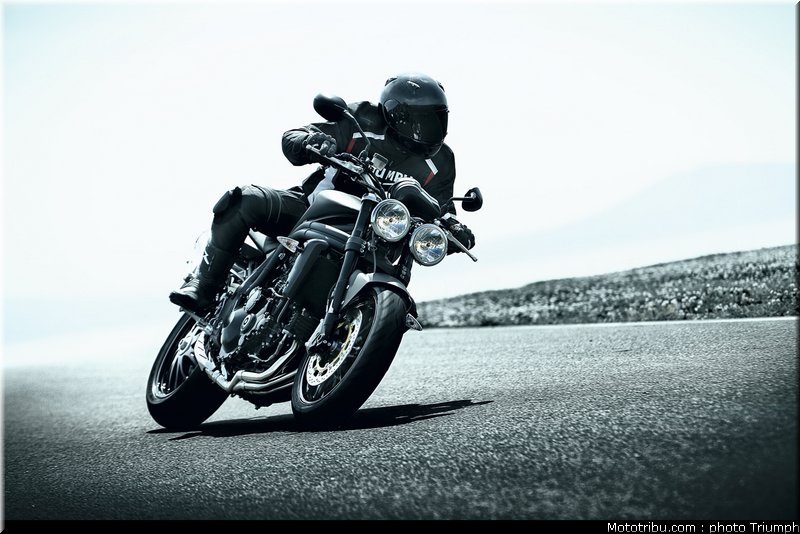 triumph_speed_triple_2_2010
