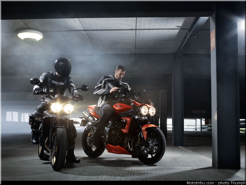 triumph_street_triple_r_3_2010