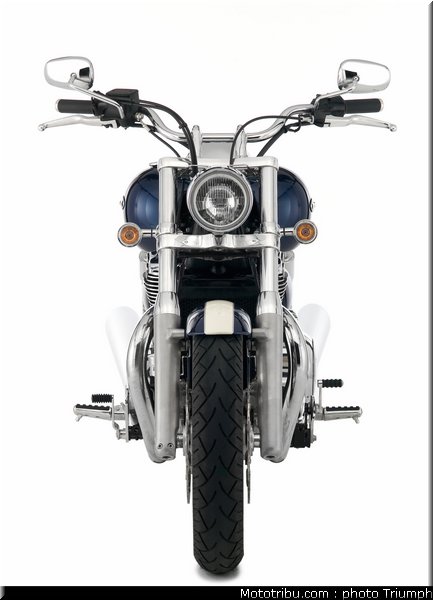 triumph_thunderbird_2_2010