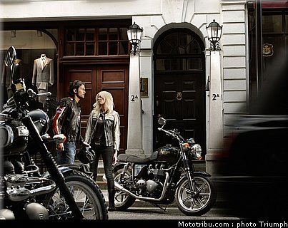triumph_bonneville_3_2010.jpg