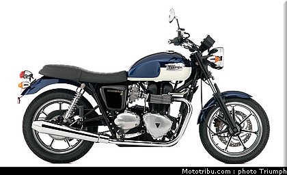 triumph_bonneville_se_3_2010.jpg