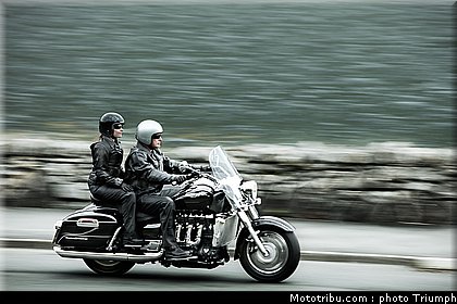 triumph_rocket_III_touring_1_2010.jpg