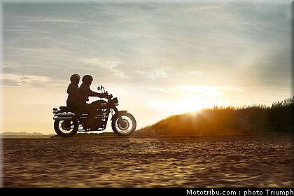 triumph_scrambler_2_2010.jpg
