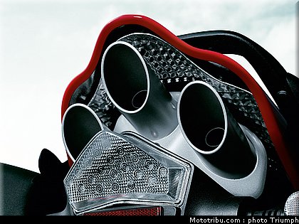 triumph_sprint_st_4_2010.jpg