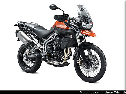 triumph_800_tiger_xc_2011_8.jpg