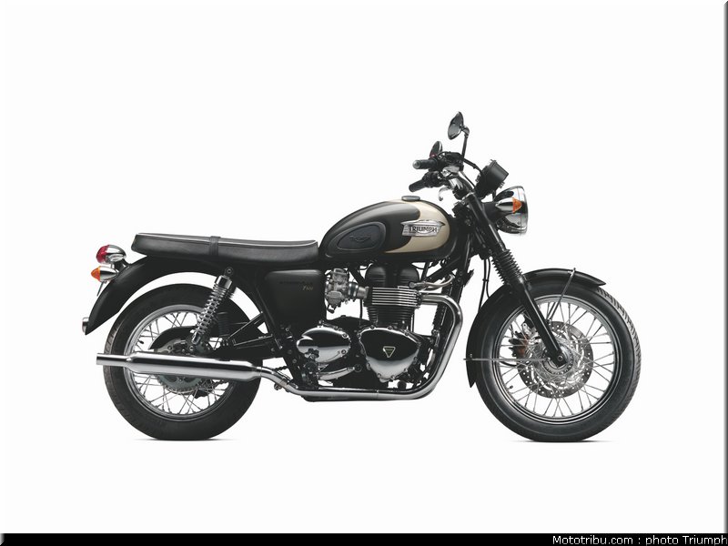 triumph_2011_bonneville_t100_9