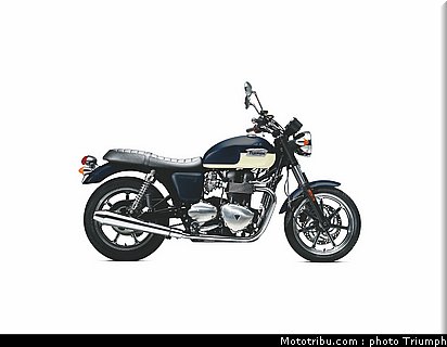 triumph_2011_bonneville_se_6.jpg