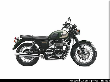 triumph_2011_bonneville_t100_5.jpg