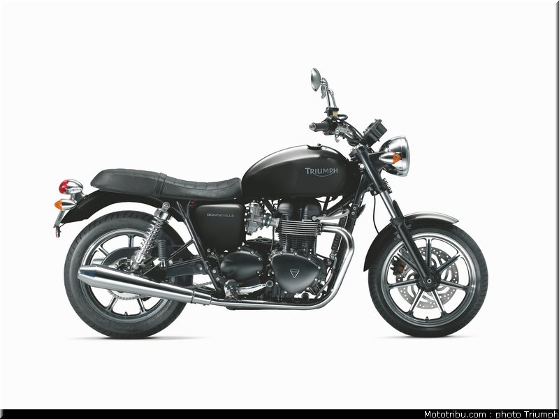triumph_bonneville_7_2012