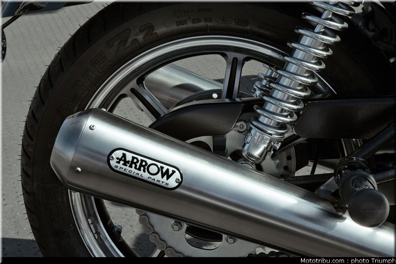 triumph_bonneville_accessoires_02_2012