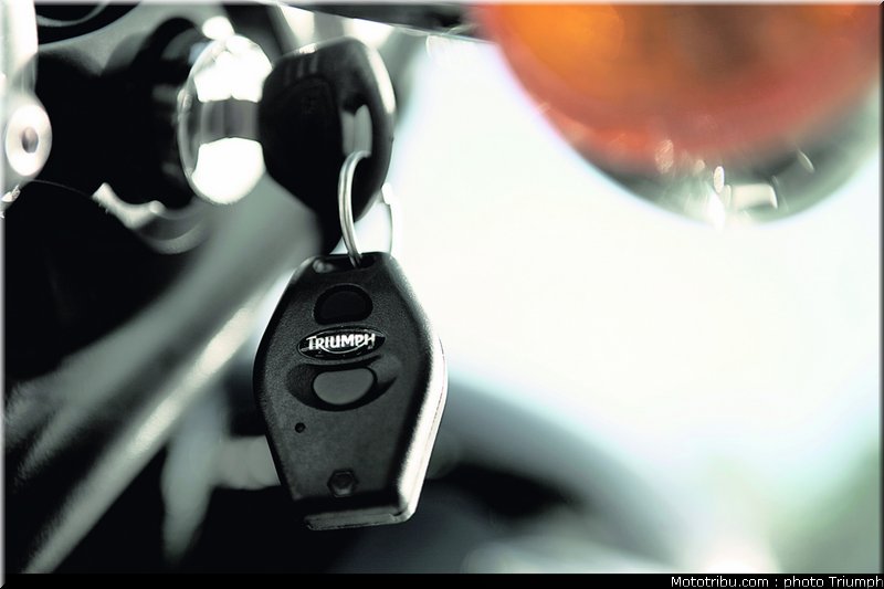triumph_bonneville_accessoires_09_2012