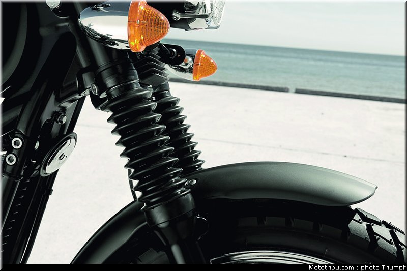 triumph_bonneville_accessoires_15_2012