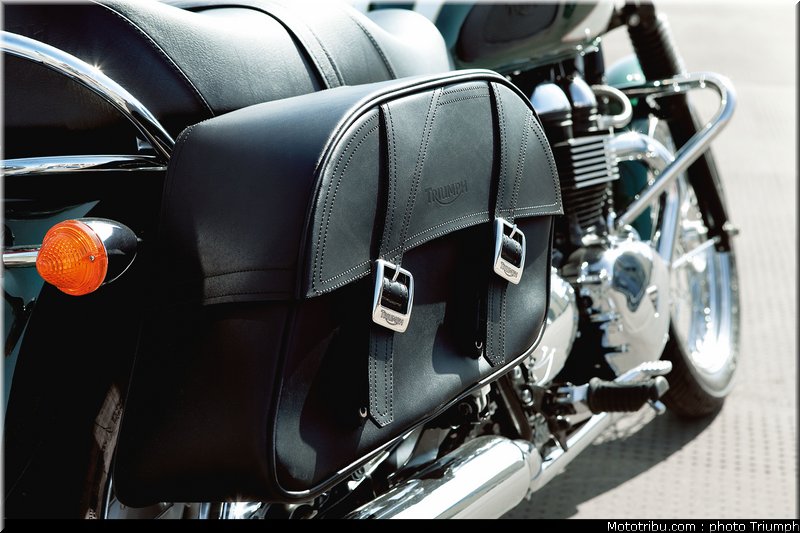 triumph_bonneville_accessoires_16_2012