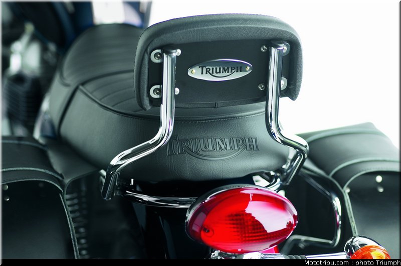 triumph_bonneville_accessoires_34_2012
