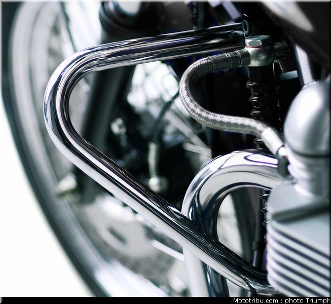 triumph_bonneville_accessoires_40_2012