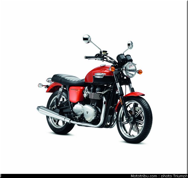 triumph_bonneville_se_08_2012