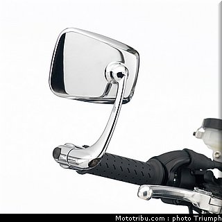 triumph_bonneville_accessoires_04_2012.jpg