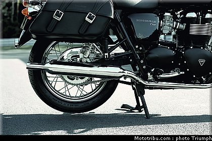 triumph_bonneville_accessoires_06_2012.jpg