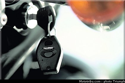 triumph_bonneville_accessoires_09_2012.jpg