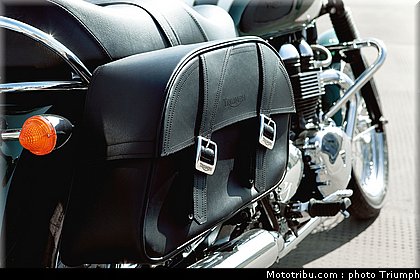 triumph_bonneville_accessoires_16_2012.jpg