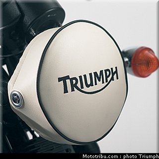 triumph_bonneville_accessoires_41_2012.jpg