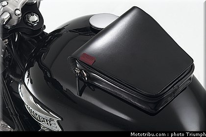 triumph_bonneville_accessoires_48_2012.jpg