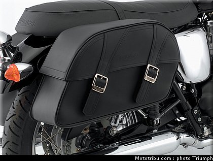 triumph_bonneville_accessoires_51_2012.jpg