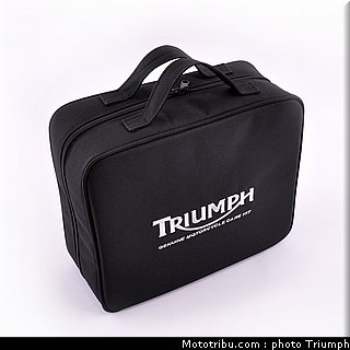 triumph_bonneville_accessoires_58_2012.jpg