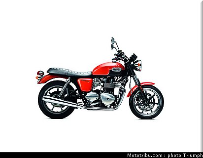 triumph_bonneville_se_07_2012.jpg