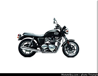 triumph_bonneville_se_10_2012.jpg