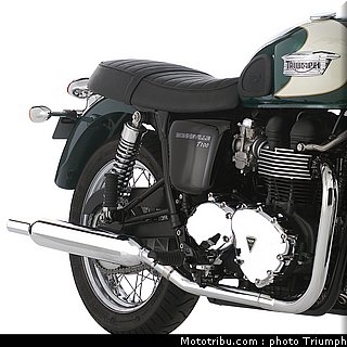 triumph_bonneville_t100_6_2012.jpg